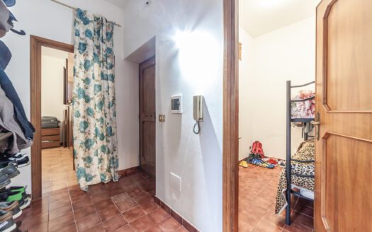 GUIDONIA CENTRO, AMPIO BILOCALE, BUON USO INVESTIMENTO
