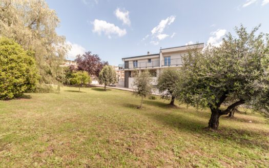 CARCIBOVE, APPARTAMENTO IN VILLA