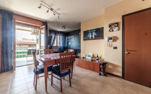 TOR VERGATA, QUADRILOCALE CON BOX AUTO DOPPIO E CANTINA