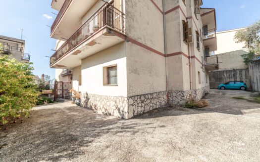 MARCELLINA, TRILOCALE